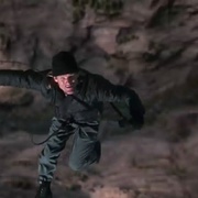 点击查看图片 潜龙轰天2 Under Siege 2: Dark Territory