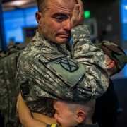 父，子，兵 Father Soldier Son