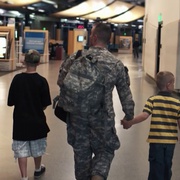 父，子，兵 Father Soldier Son