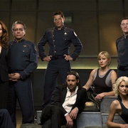 点击查看图片 太空堡垒卡拉狄加 第一季 Battlestar Galactica Season 1