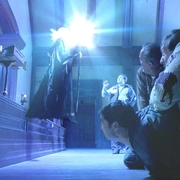 点击查看图片 世纪邪风暴 Storm of the Century