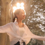 点击查看图片 春风十里,不如你