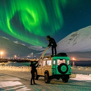 北极的天空下 Under an Arctic Sky