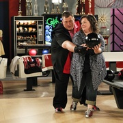 点击查看图片 迈克和茉莉 第一季 Mike & Molly Season 1