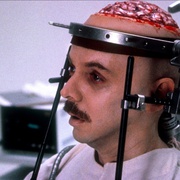 点击查看图片 是谁让我脑死了 Brain Dead
