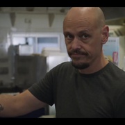 点击查看图片 中间人先生 第二季 Mr Inbetween Season 2