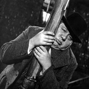 点击查看图片 女大不中留 Hobson's Choice