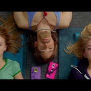 瑜伽妹斗罗 Yoga Hosers