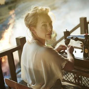 裁缝 The Dressmaker