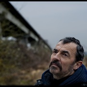 点击查看图片 由始至终 Les premiers, les derniers
